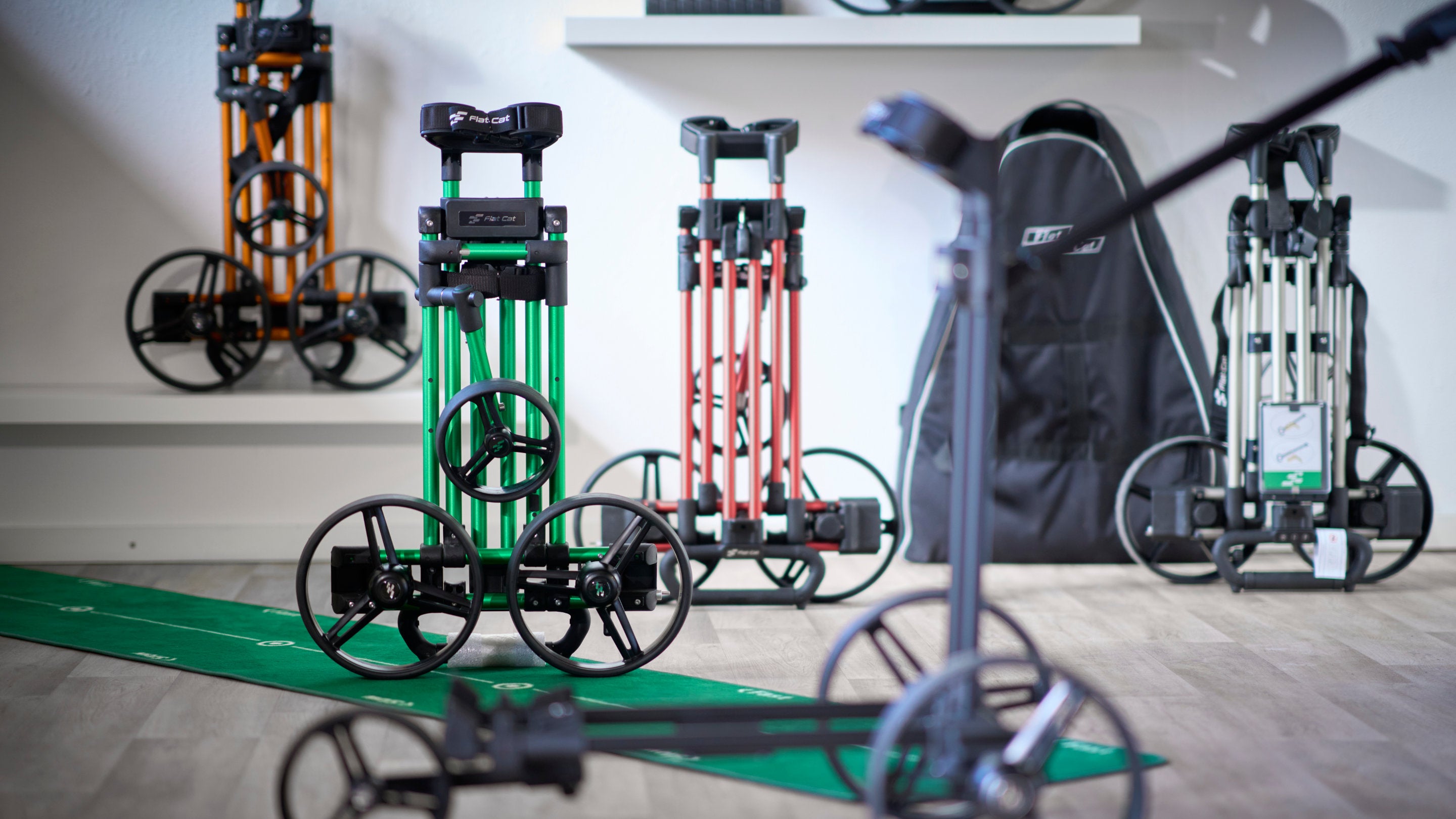 Flat Cat Elektro Golf Trolley Showroom